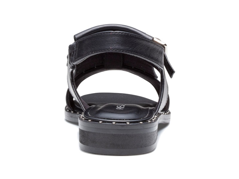 フラットサンダル