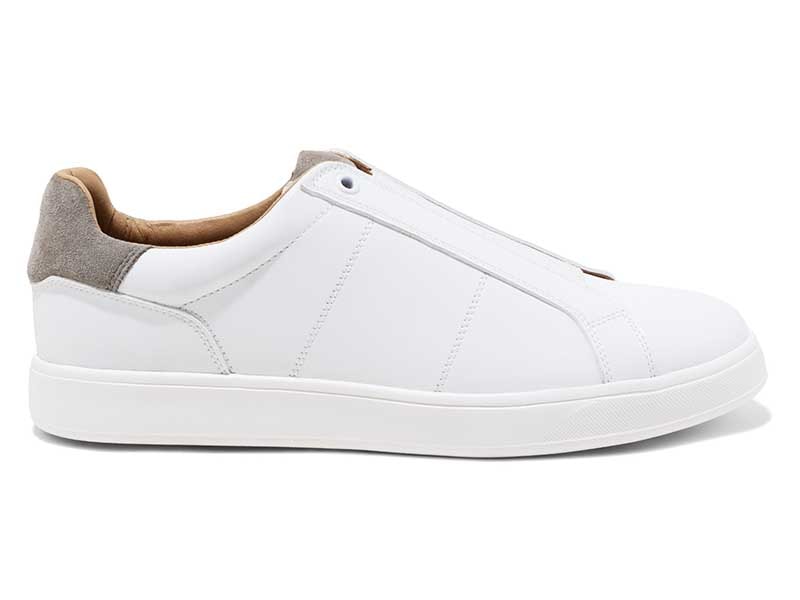 スリッポンスニーカー