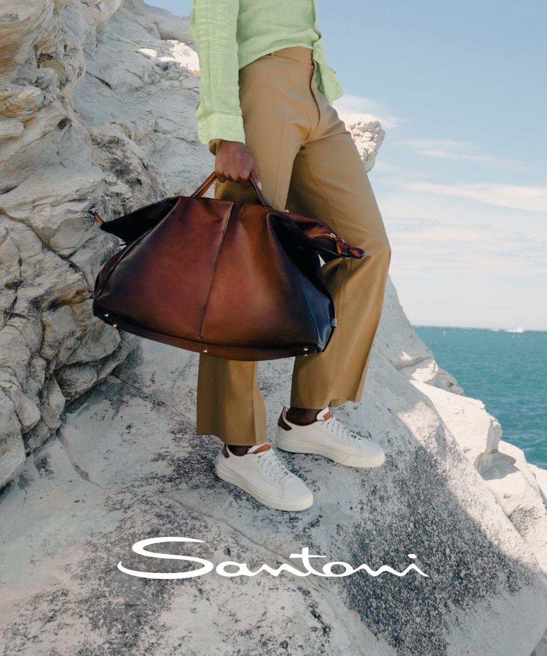 Santoni】職人文化へのオマージュを込めたスニーカー | 株式会社