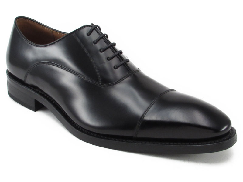 靴/シューズ（新品未使用）リーガル 革靴 黒ストレートチップ